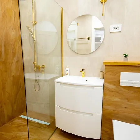 Lux 1 * Timișoara